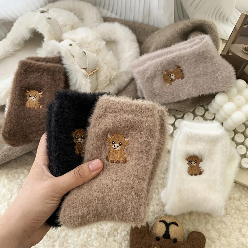 🔥Women's Cute Warm Highland Cow Embroidered Plush Socks