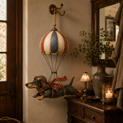 Vintage decoratie met vliegende teckel in een heteluchtballon
