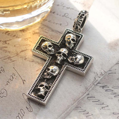 ✝️ Retro RVS Kruis Hanger met Schedel Design