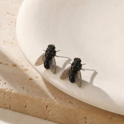 🔥Laatste dag van de kortingen! Realistic Fly Stud Earrings – Quirky Novelty Statement Jewelry