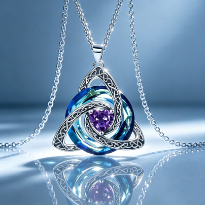 ✨Ketting met geboortesteen en Keltische drievoudige knoop – Een betekenisvol symbool van liefde en verbondenheid ❤️