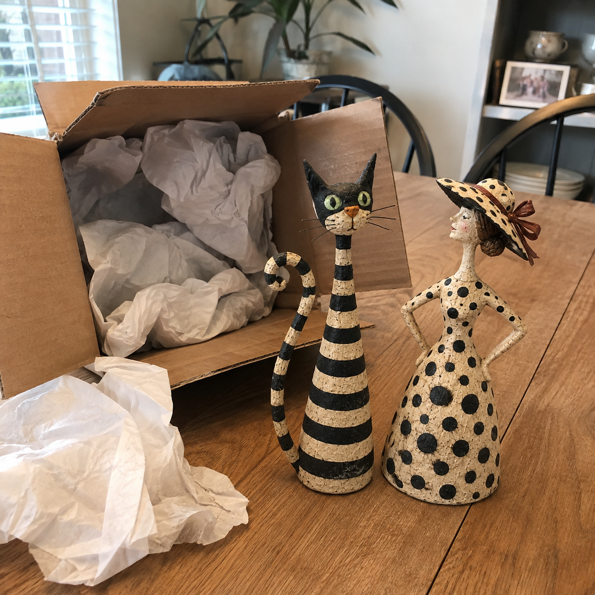 Vintage beeldjeset met kat en dame 🐱 Gezellig woonaccessoire
