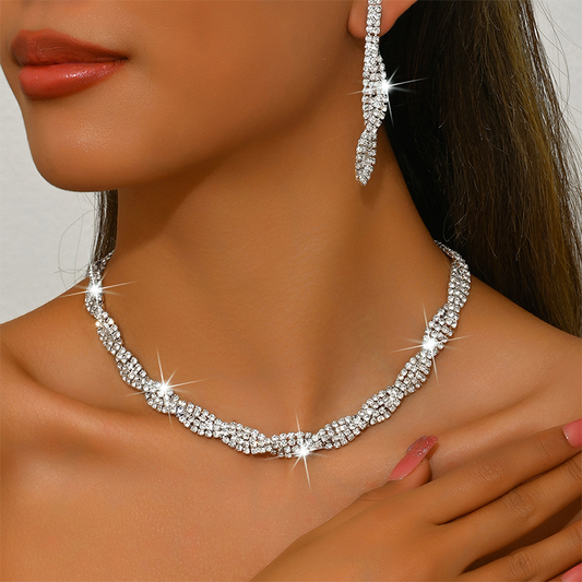 🎉 Uitverkoop 2026 — Meer dan 21.500 verkocht ✨ Set met een schitterende ketting en oorbellen met strass-steentjes en klauwbevestiging